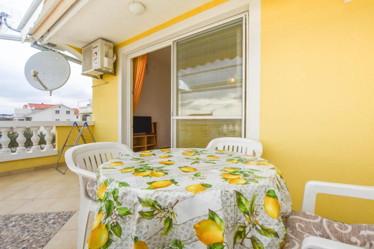 Apartments Dandelion บีโอกราดนาโมรู ภายนอก รูปภาพ